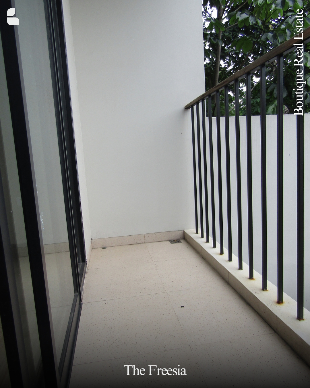 boutique-real-estate-developer-bumihomey-the-freesia-design-balcony-rumah-3-lantai-bumi-azurite