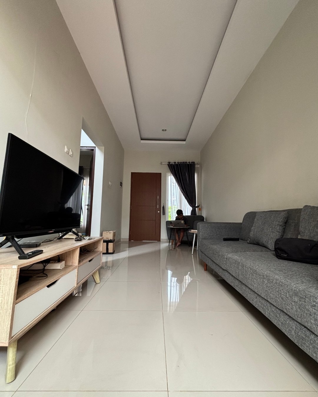 the-boutique-developer-bumihomey-boutique-real-estate-developer-indonesia-rumah-homey-2-lantai-the-clover-bumi-alexandrite-jatiasih-bekasi-living-room