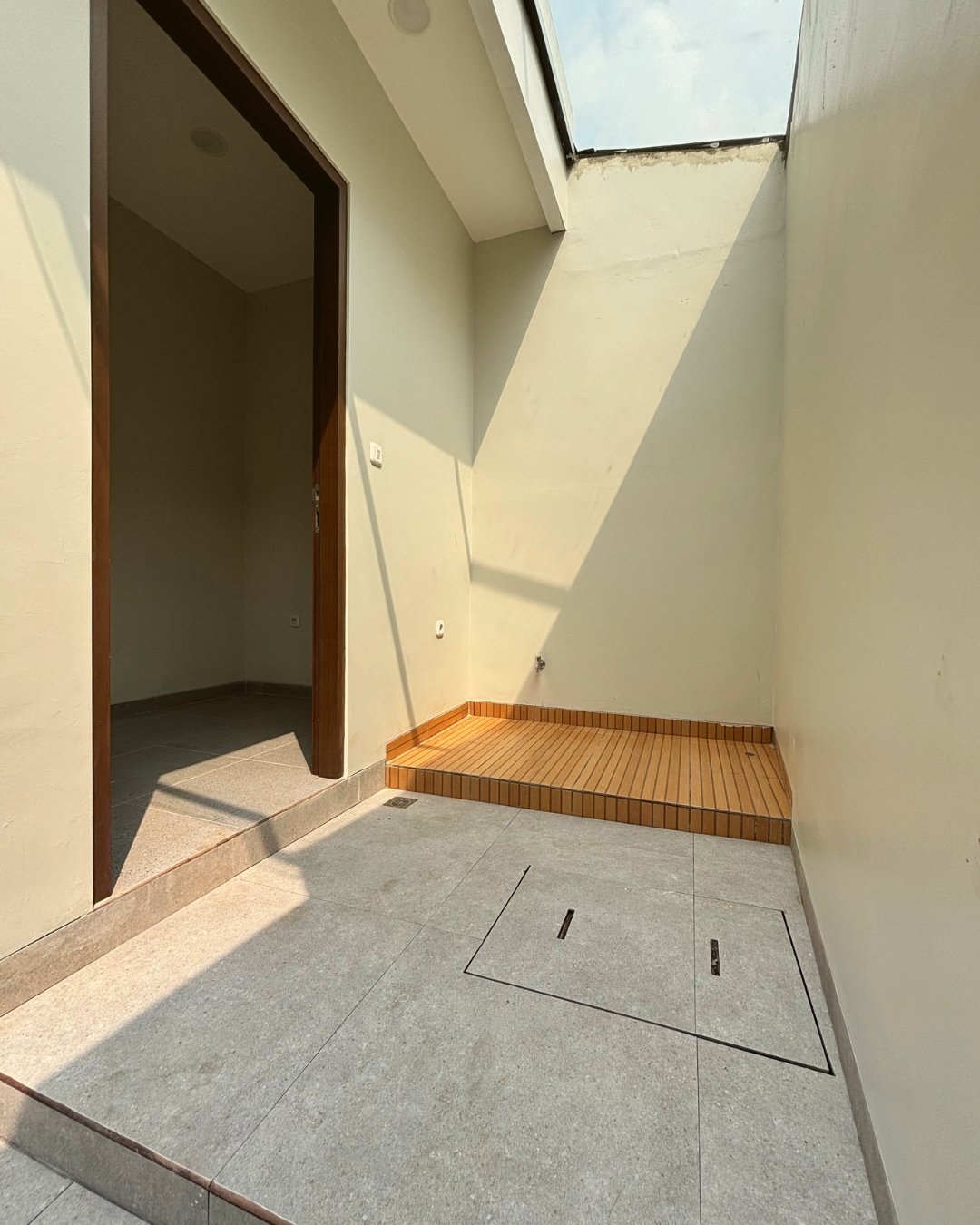 the-boutique-developer-bumihomey-boutique-real-estate-developer-indonesia-rumah-homey-2-lantai-the-clover-bumi-azurite-jatiasih-bekasi-loundry-area